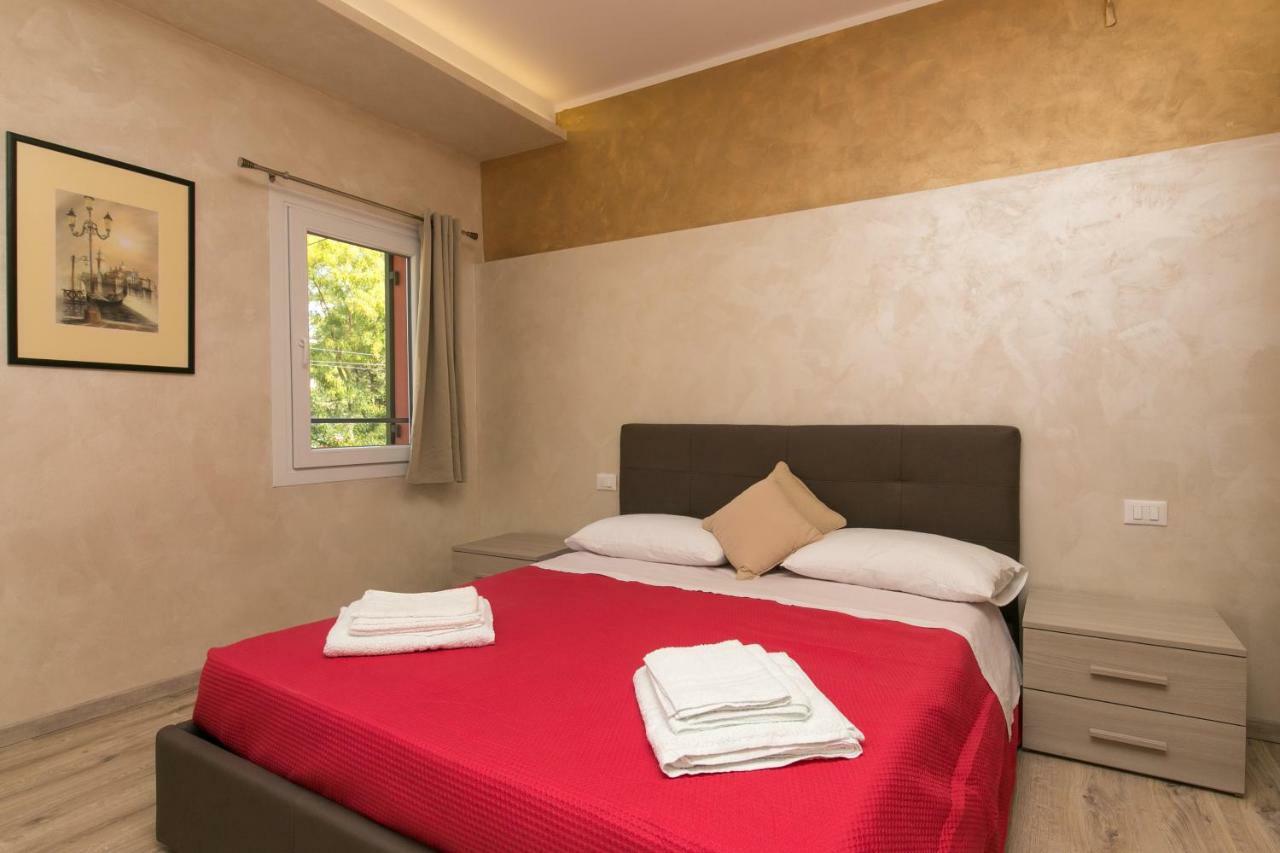 Red Lion Guest House Mestre Dış mekan fotoğraf