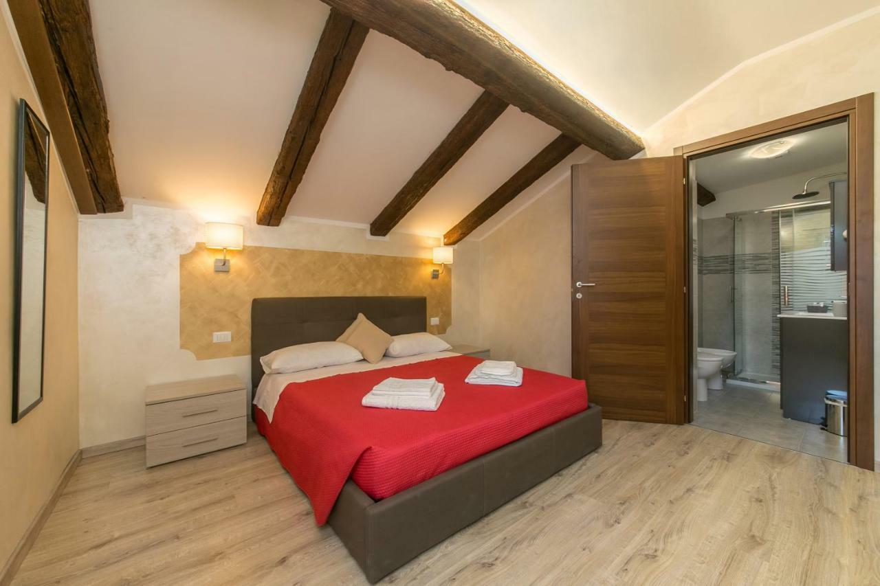 Red Lion Guest House Mestre Dış mekan fotoğraf