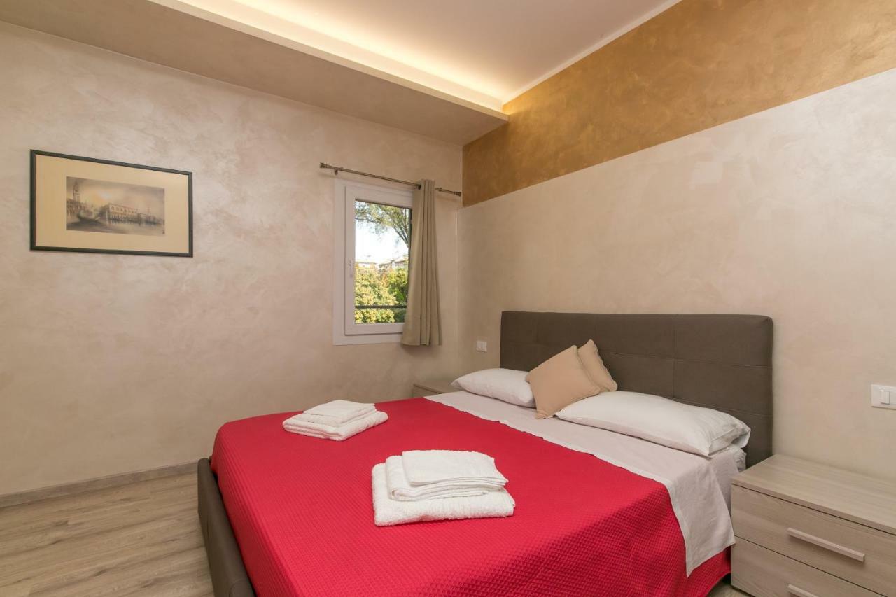Red Lion Guest House Mestre Dış mekan fotoğraf